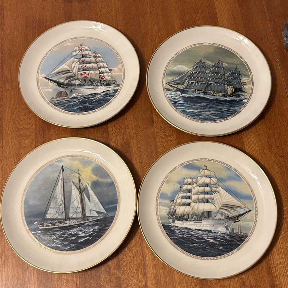 Danbury Mint Vintage Limited Edition Set 4 Nautical Tall Ships Collector Plates